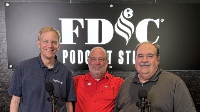 Miembros del podcast de la FDIC