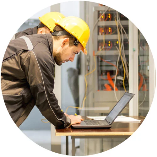 Techniciens en systèmes électriques