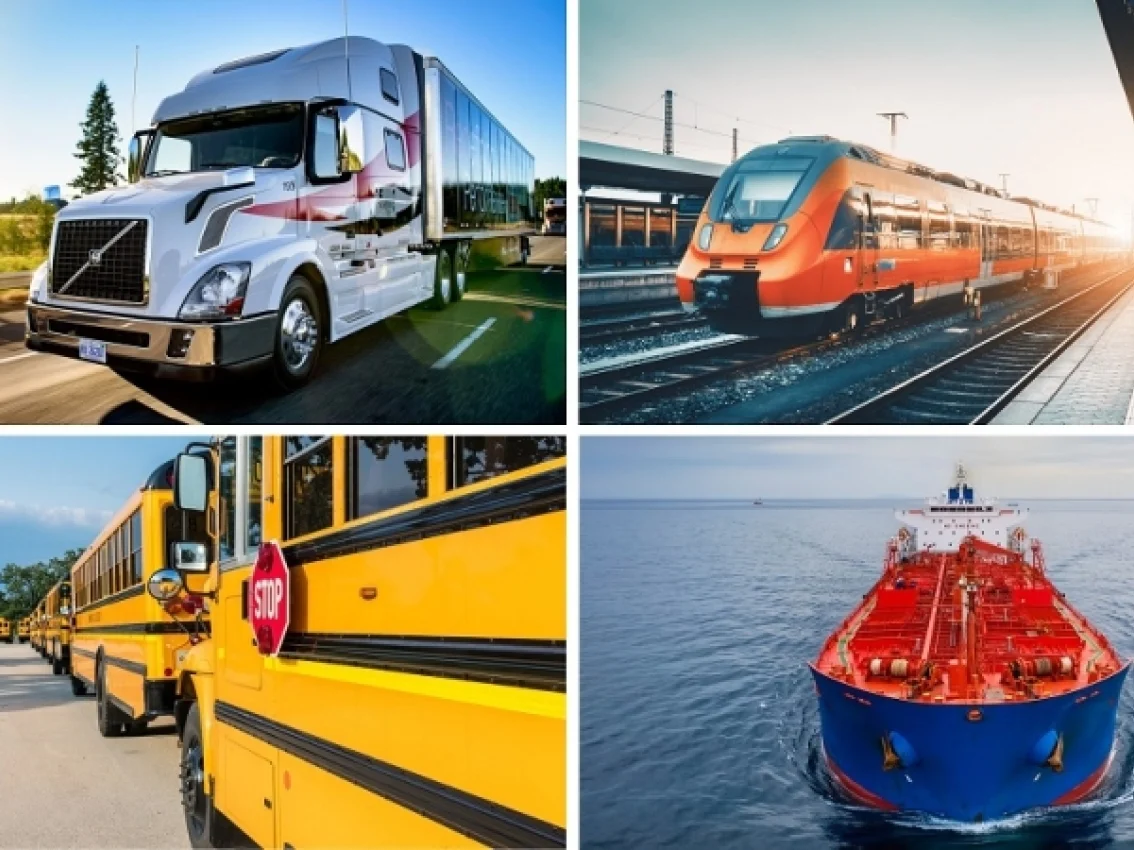 Collage de camion lourd, de train, d’autobus scolaire et de bateau
