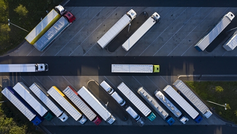 Camions stationnés