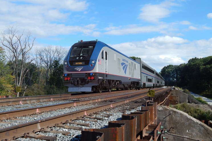 Les locomotives Charger achetées par Amtrak sont propulsées par les moteurs diesel QSK95 de Cummins (rendu avec l’aimable autorisation de Siemens Mobility).