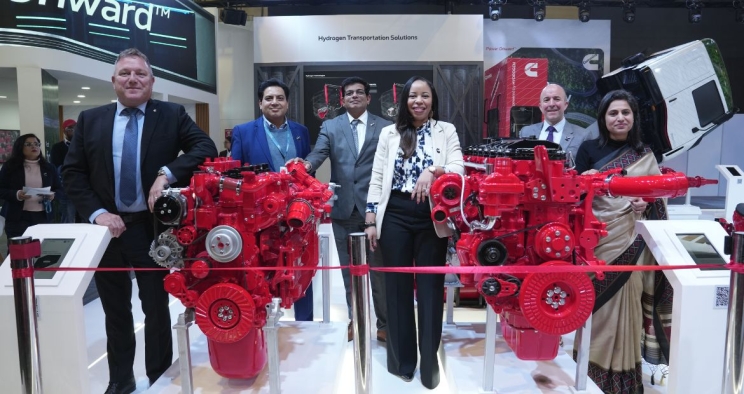 Cummins Group en Inde lance des plateformes de moteurs HELM™ et des solutions d’alimentation avancées au Bharat Mobility Global Expo 2025
