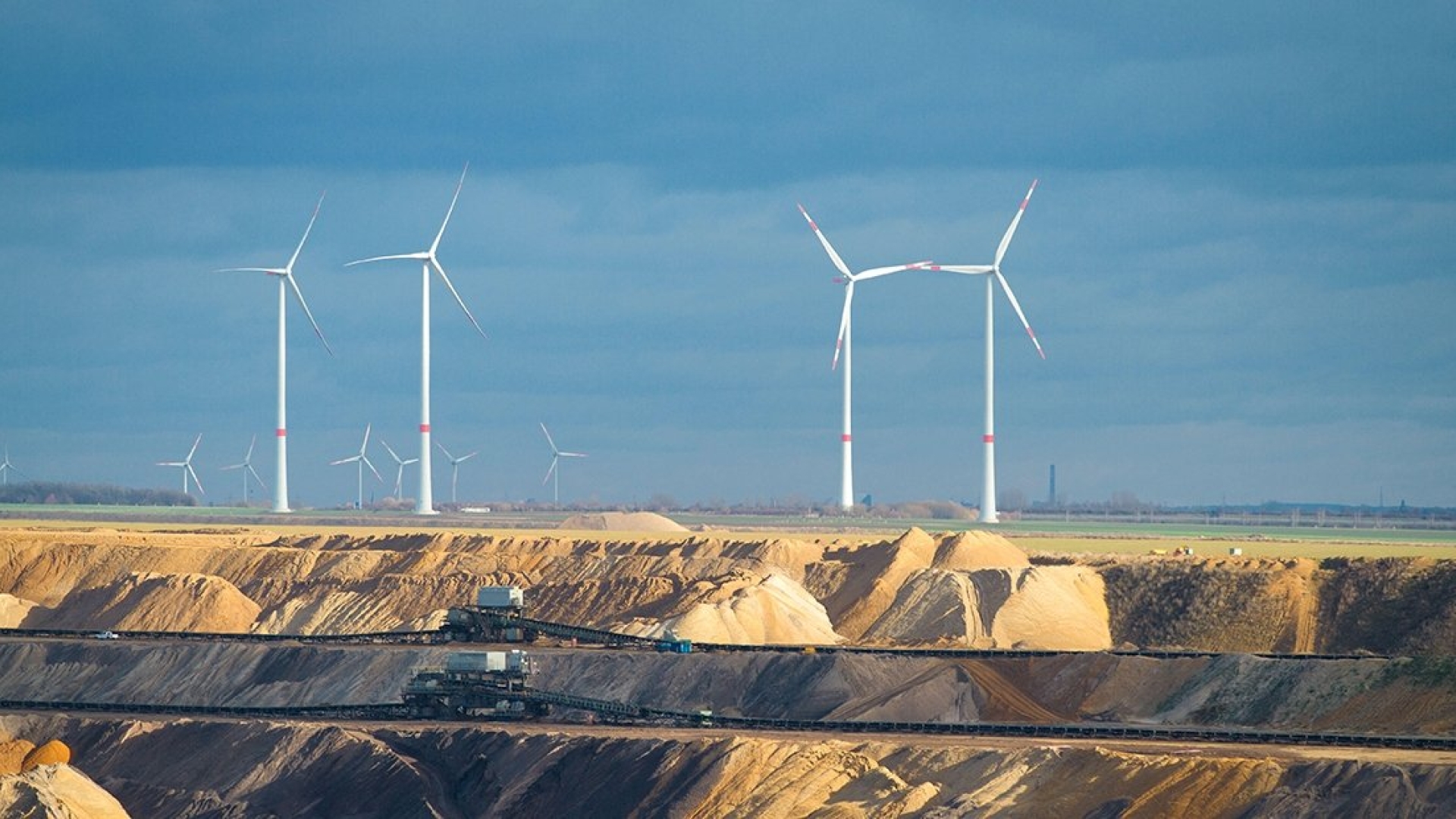 Windmills on flat land