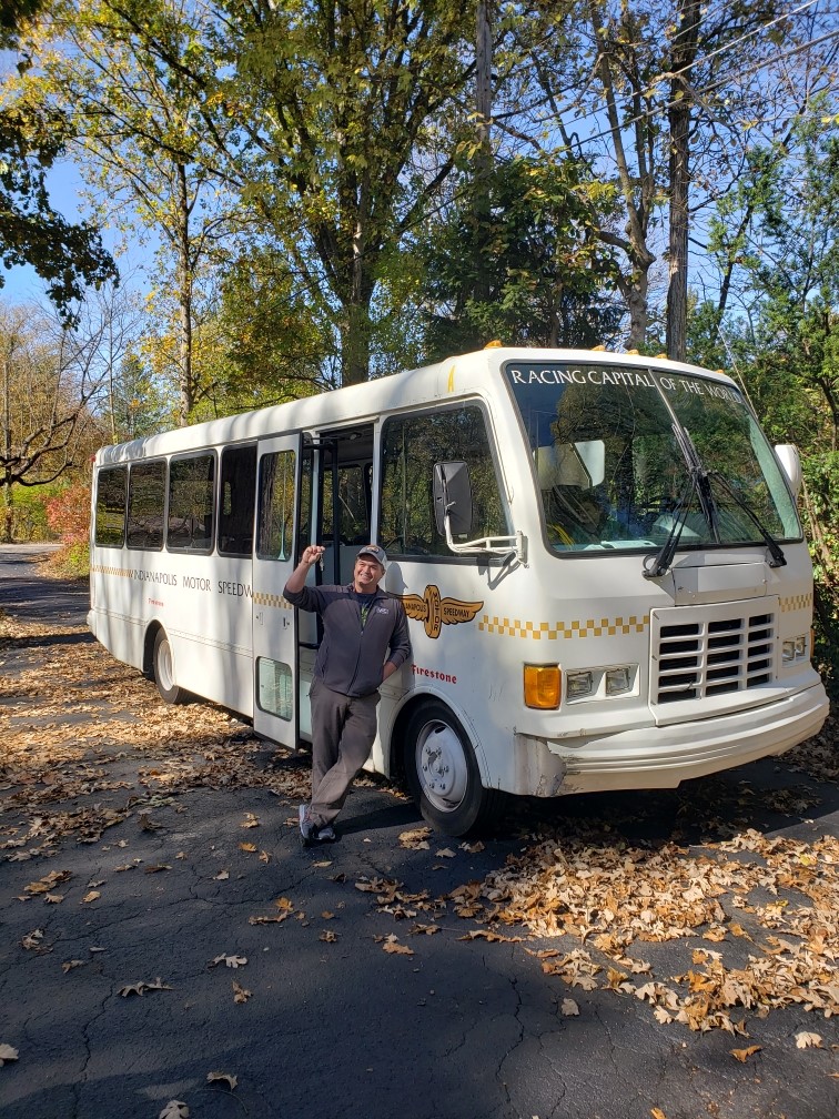 Przebudowa autobusu Indy 500