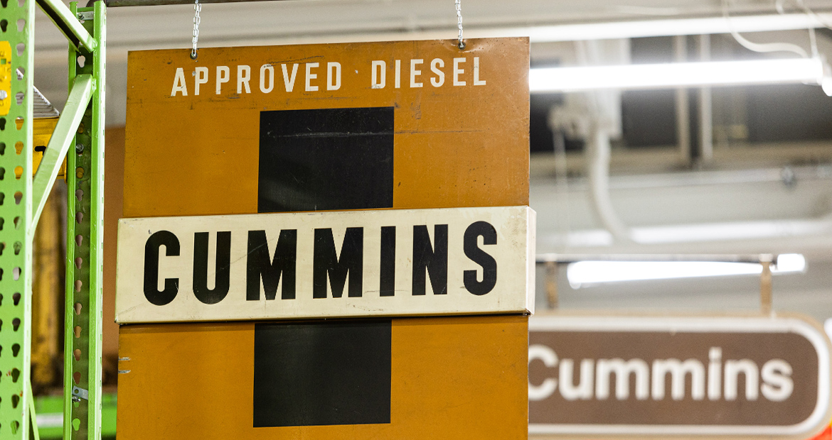 What is a diesel engine, and what are the types and components of a diesel engine?