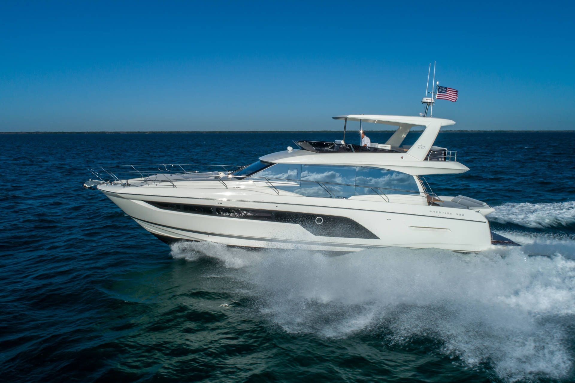 prestige 590 on open water