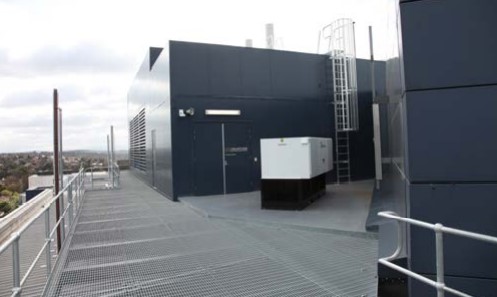Plant room installed on a new mezzanine floor on the hospital roof has stringent vibration and noise control measures.