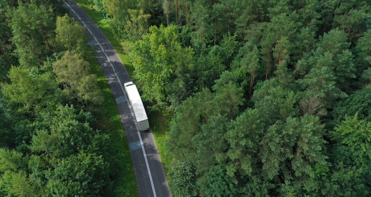 Lkw auf der Straße