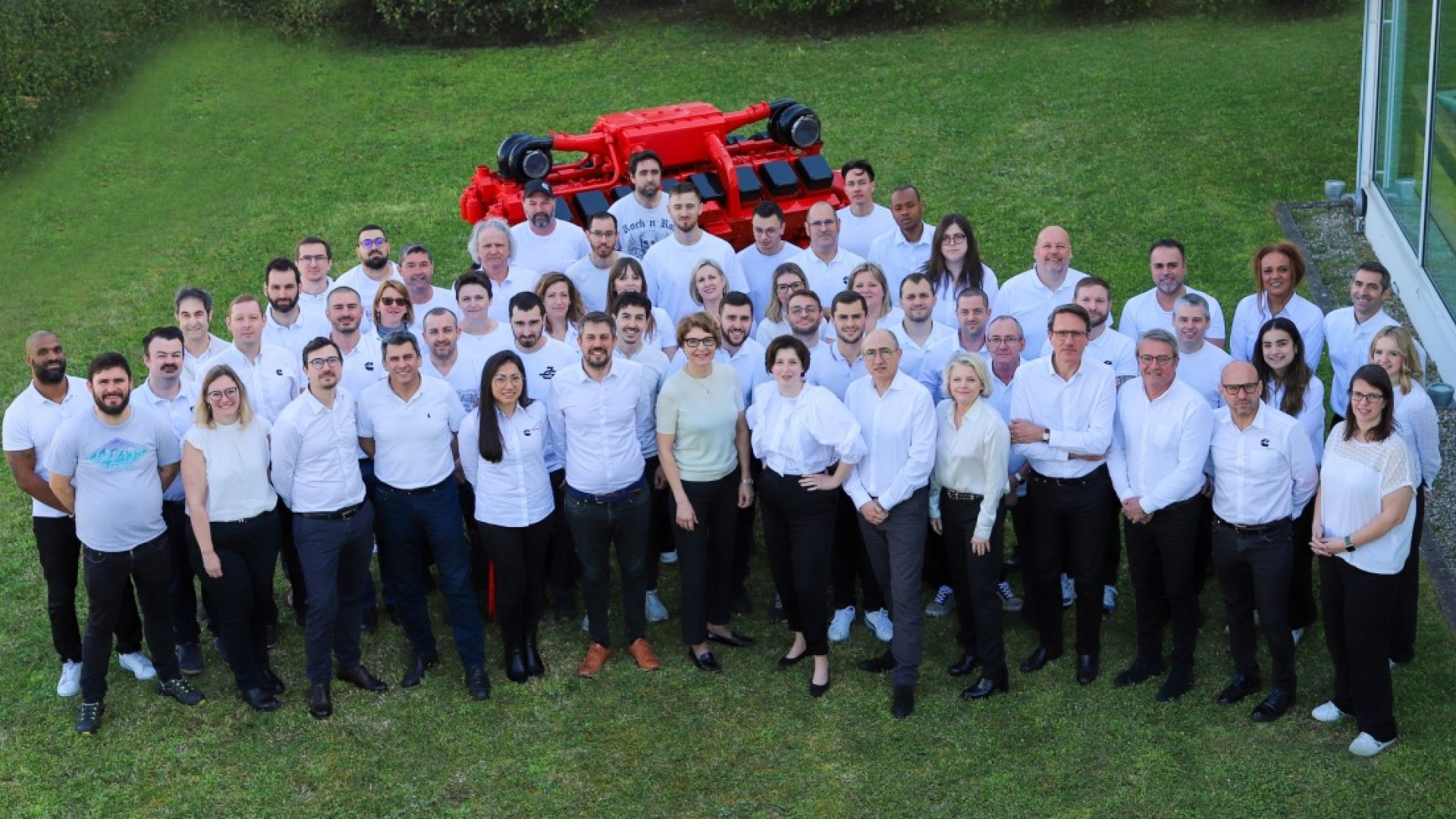 Cummins France team