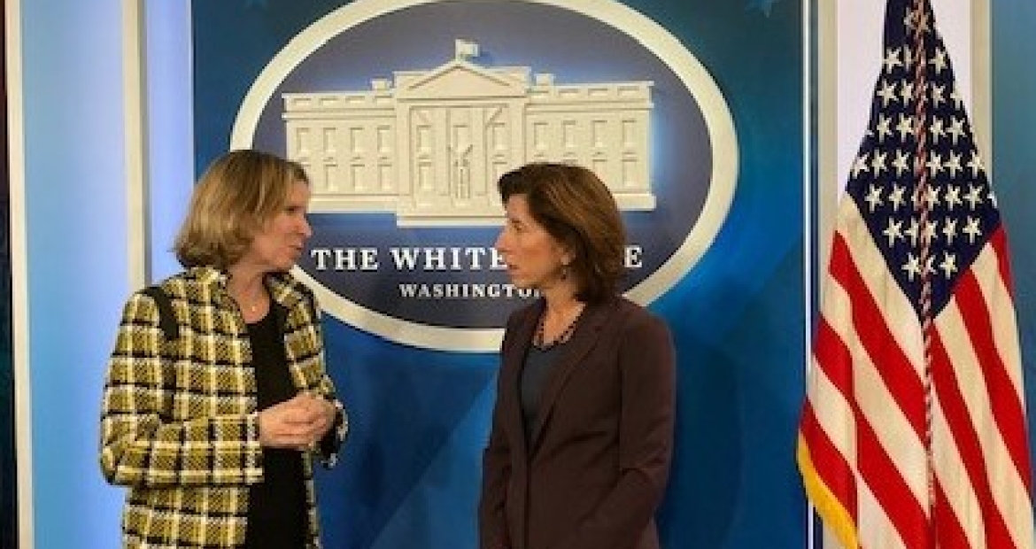 Cummins President and Chief Operating Officer, Jennifer Rumsey speaks with U.S. Secretary of Commerce, Gina Raimondo