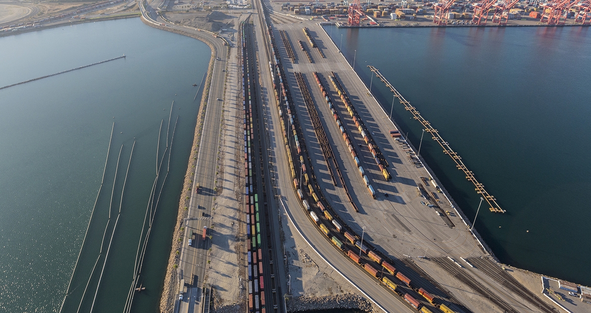 Ports of Los Angeles, Long Beach taking cooperation to 'next level