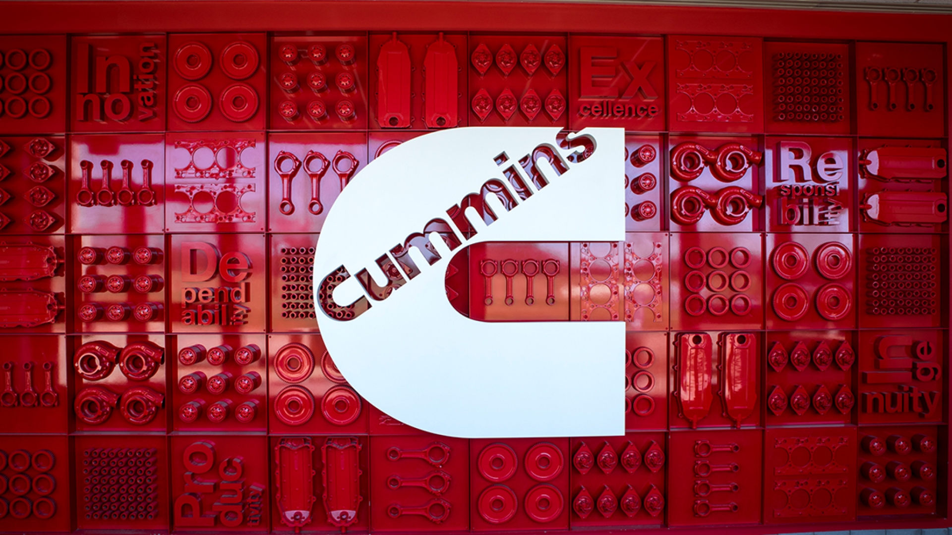 Cummins logo