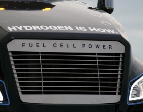 Batteries And Fuel Cells Understanding Differences And Opportunities Cummins Inc