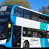 Alexander Dennis Enviro400 punte dublă, autobuz cu emisii reduse